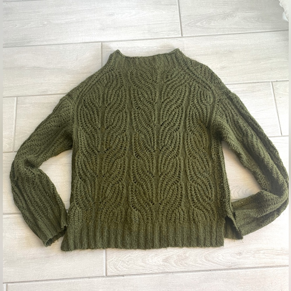 Beautiful JCREW KNIT sweater medium